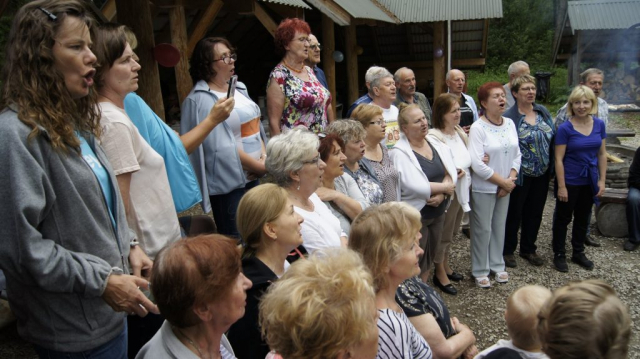 65604205_918294085198092_8419809992512634880_o