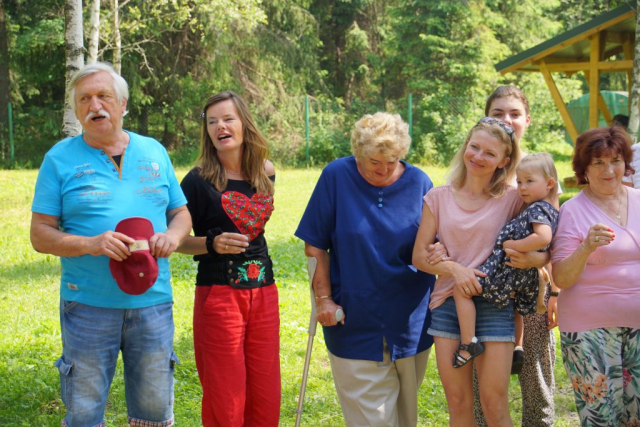 Zblizenie na pierwszą część solenizantów